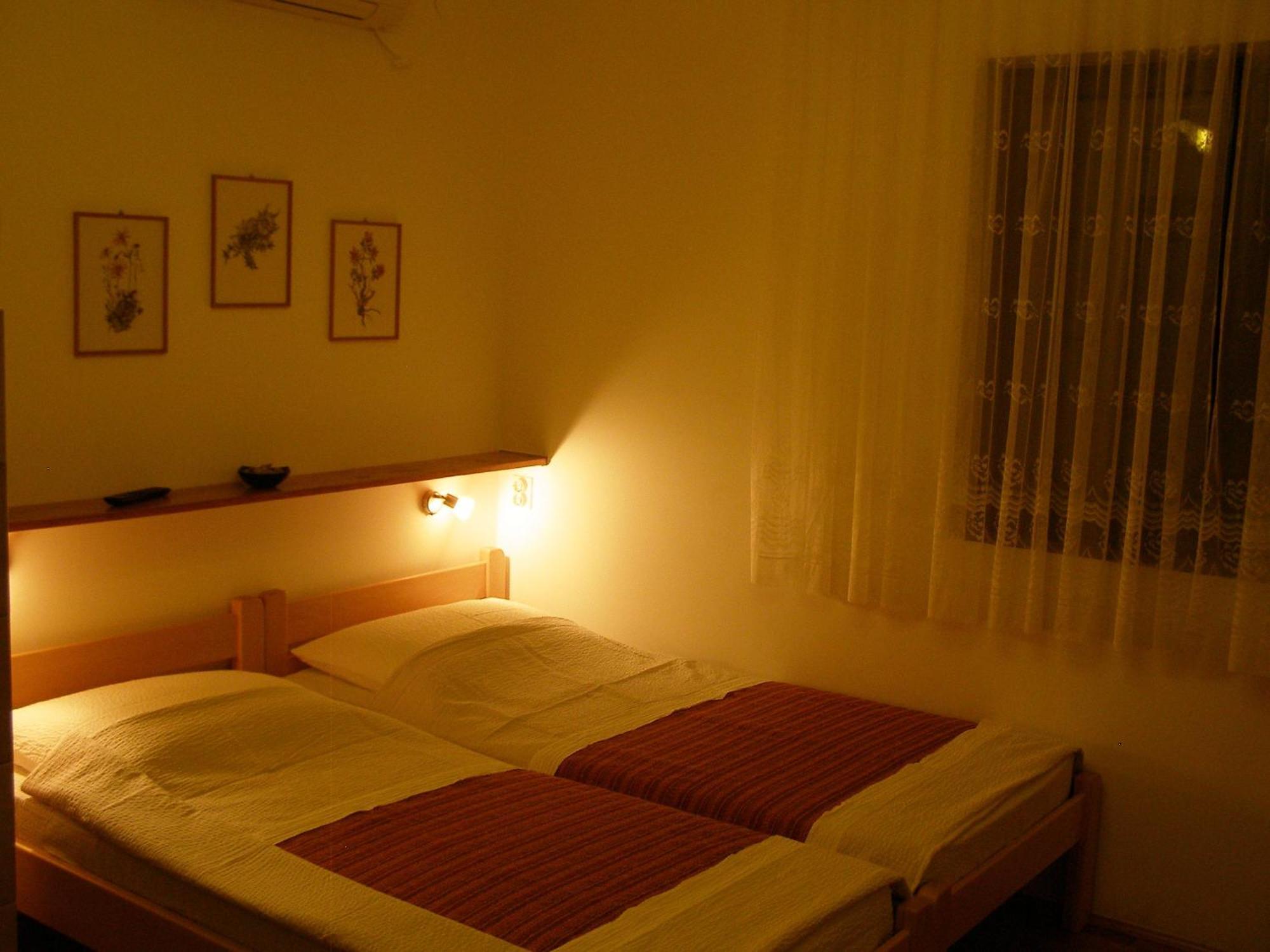 Apartments Dunoti Krk Town Extérieur photo