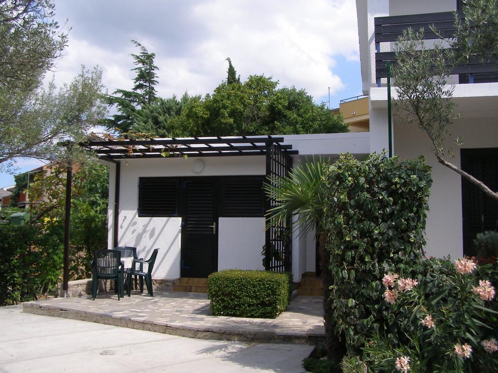 Apartments Dunoti Krk Town Chambre photo